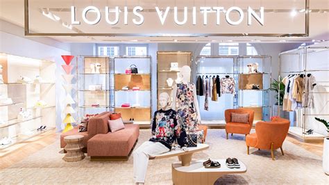 louis vuitton opening hours melbourne|Louis Vuitton david jones.